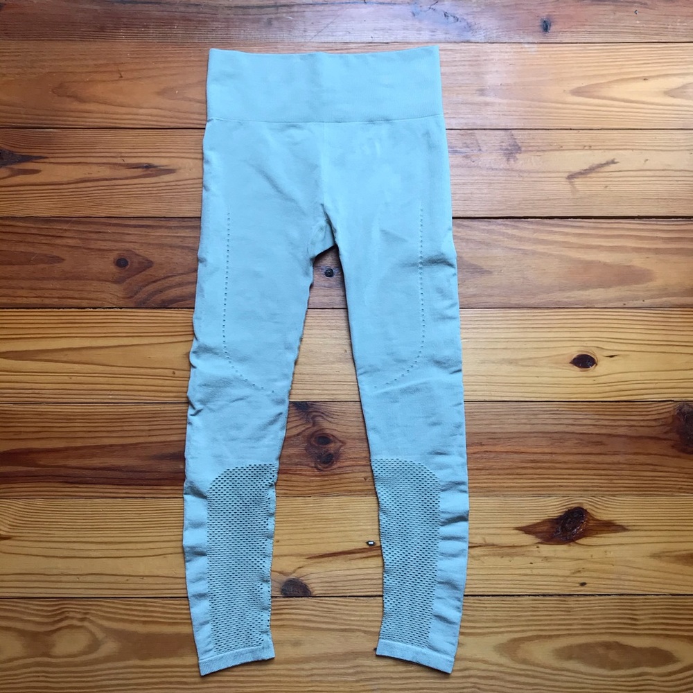JoyLab Sage Green Silver Mesh Leggings, EUC, S